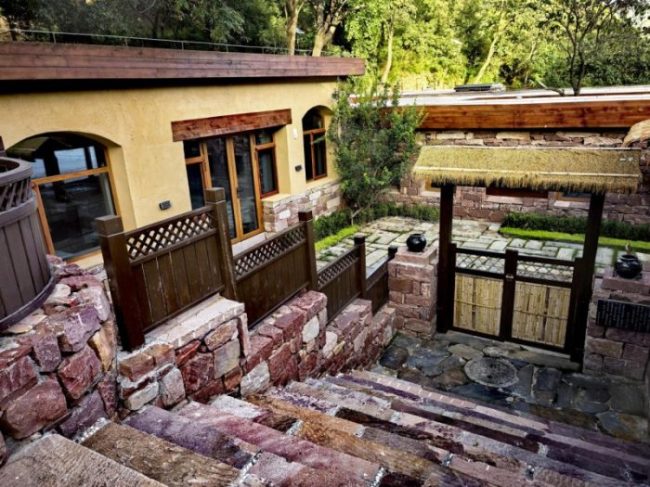 1759136677-e9610b08307aca2