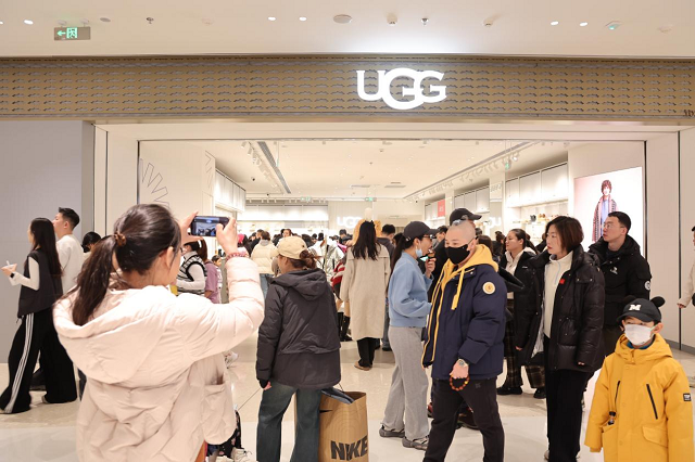 1766414325-40defde19252593